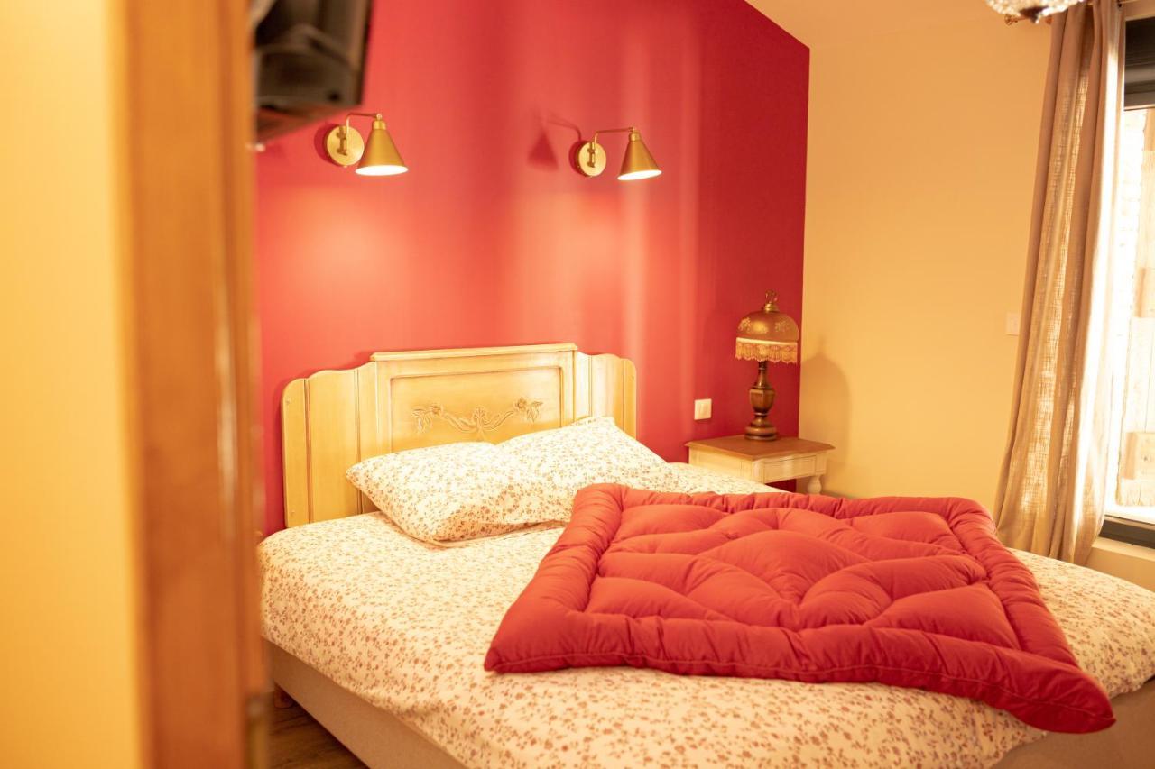 Domaine Des Jammetous - Hotel And Yoga Retreat Center La Magdelaine-Sur-Tarn Kültér fotó